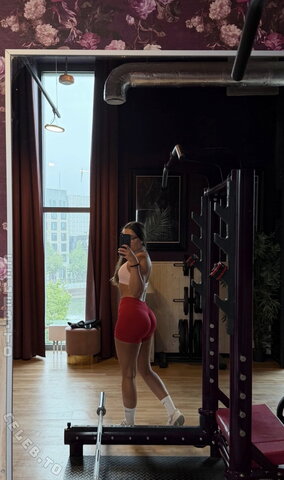 cayaangela – Instagram stories (not yet seen here) #pawg