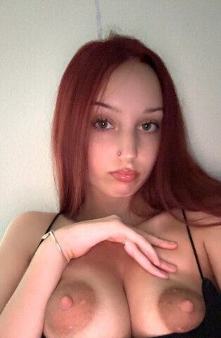 ceceomfg nude photo 2