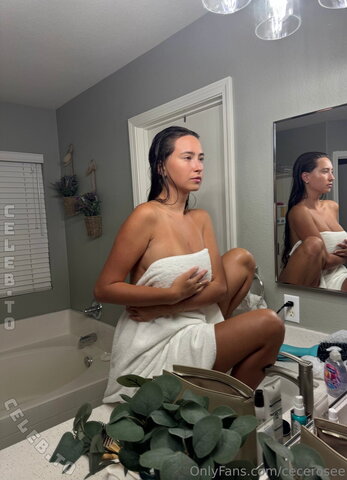 Cecilia Rose nude photo 9