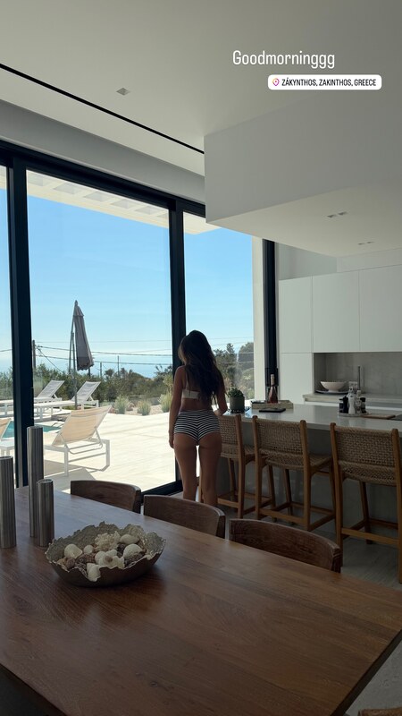 Cecilia Rose nude photo 1
