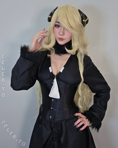 Celebi.cos nude photo 32