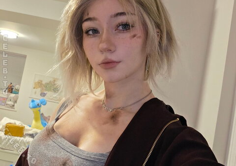 Celebi.cos nude photo 101