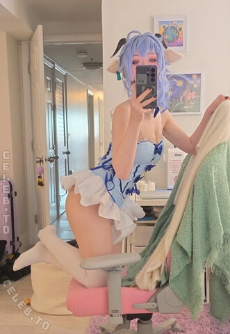 Celebi.cos nude photo 332