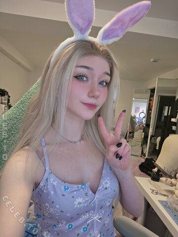 Celebi.cos nude photo 170
