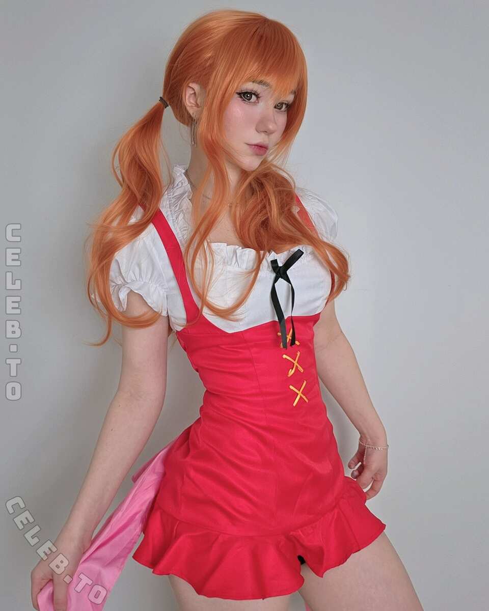Celebi.cos nude photo 14