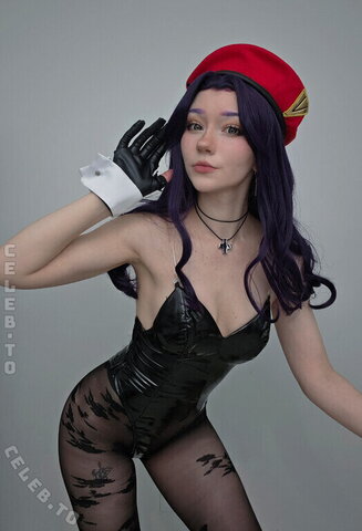 Celebi.cos nude photo 7
