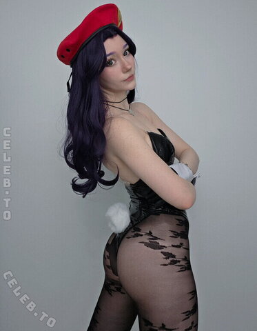 Celebi.cos nude photo 5