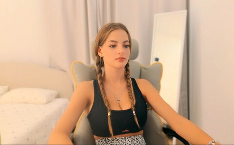 Celestiaray nude photo 3