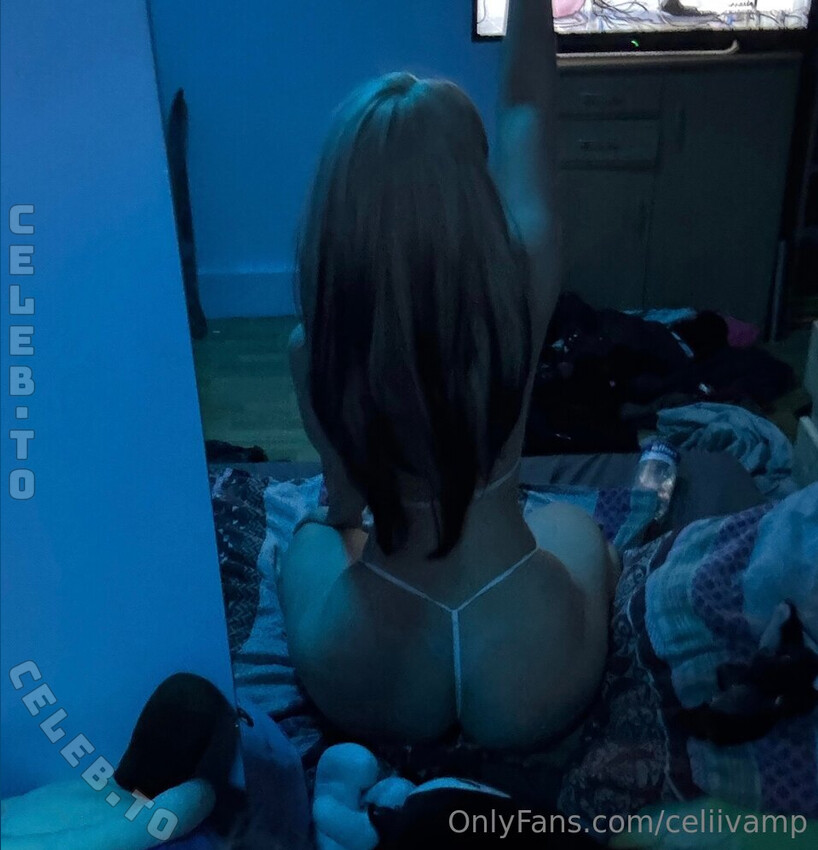 celiiimichelle nude photo 2
