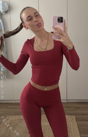 Celina Klug nude photo 23