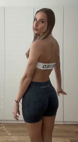 Celina Klug nude photo 4