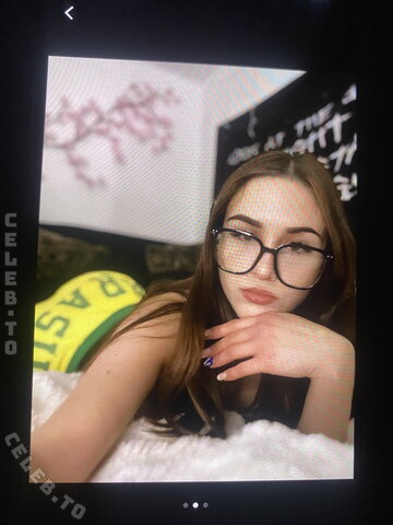 Celinaa.cd nude photo 13