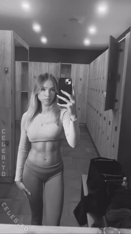 celina.sndr nude photo 2