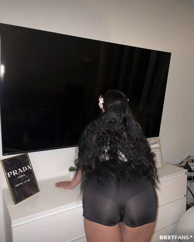 Celina_x31 nude photo 1