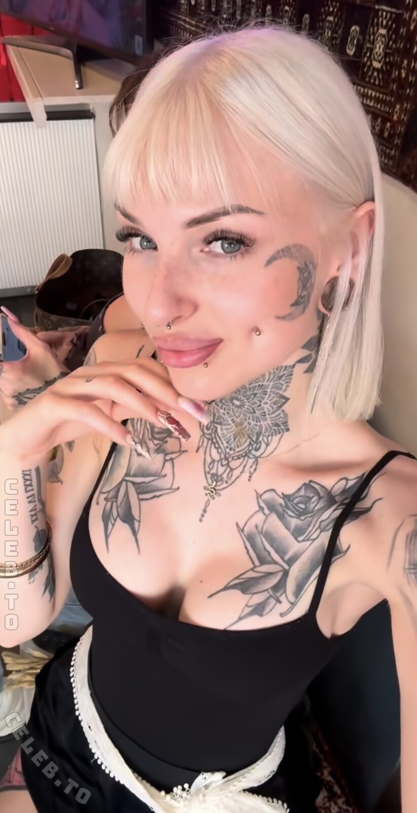Celine Ritzke nude photo 1