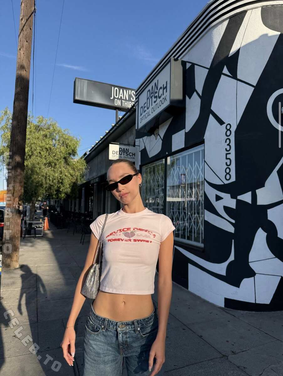 celinealbar nude photo 1