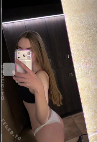 Celineiswyld nude photo 11