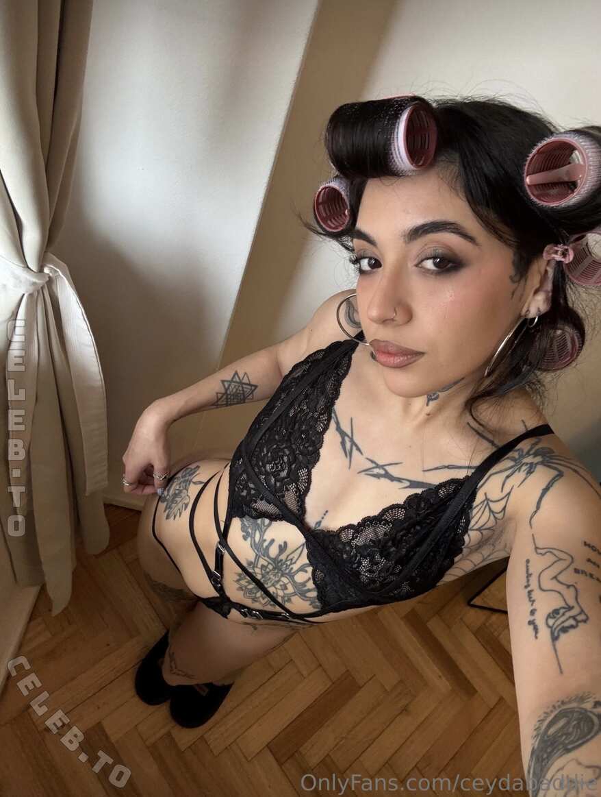 Ceydabaddie nude photo 1