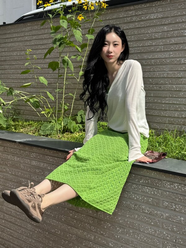 Chaeryeong nude photo 4