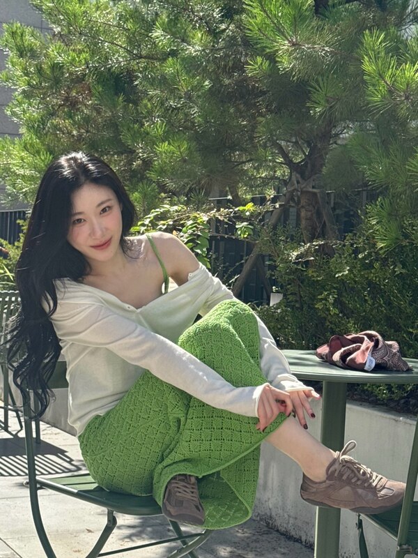 Chaeryeong nude photo 6