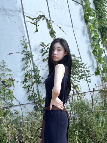 Chaeryeong nude photo 46