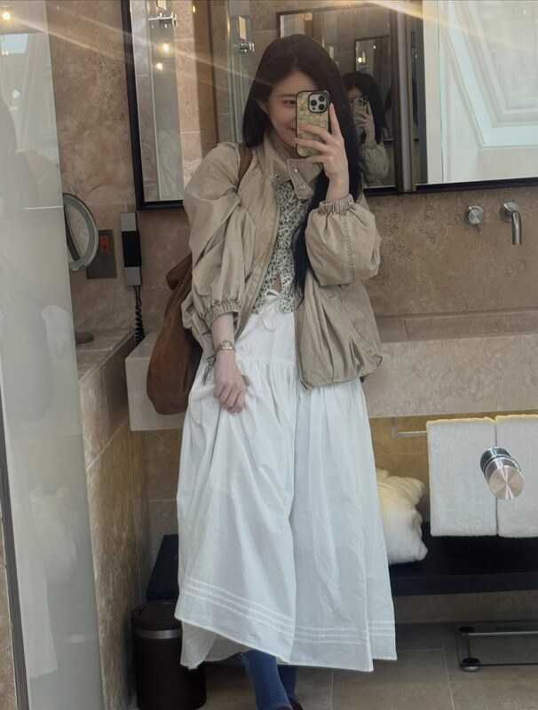 Chaeryeong nude photo 12