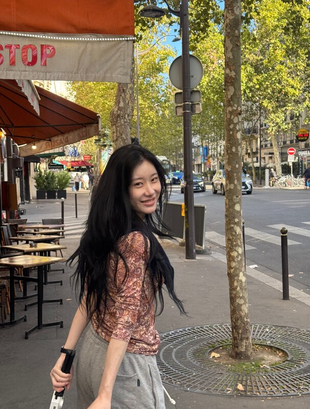 Chaeryeong nude photo 12