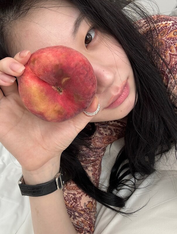 Chaeryeong nude photo 5