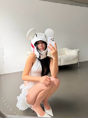 Chailee Son nude photo 19