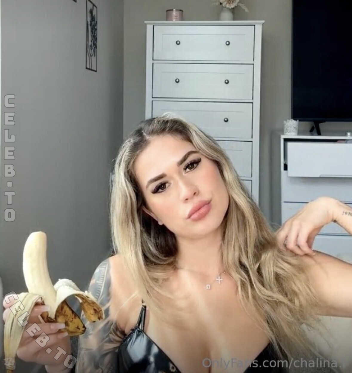 chalina.l nude photo 1