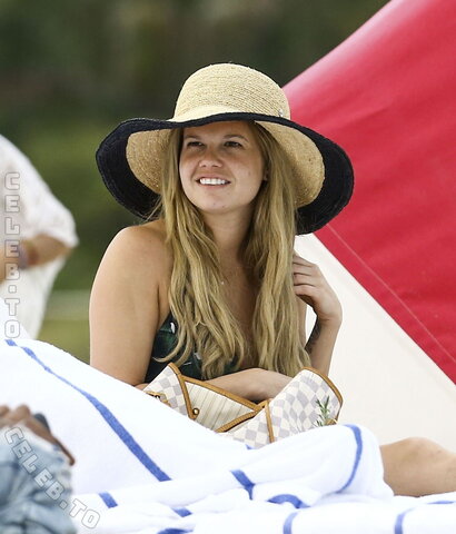 Chanel West Coast nude