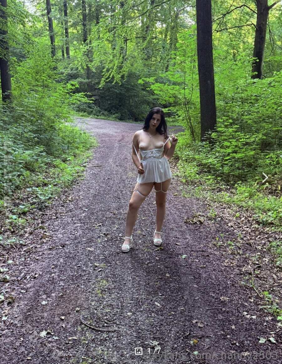 Channy2503 nude photo 4