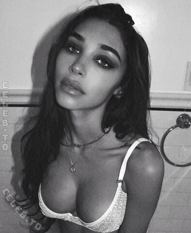 Chantel Jeffries nude