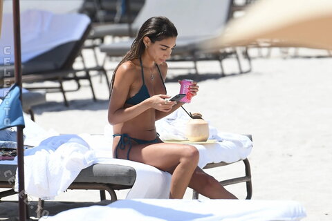 Chantel Jeffries nude photo 2