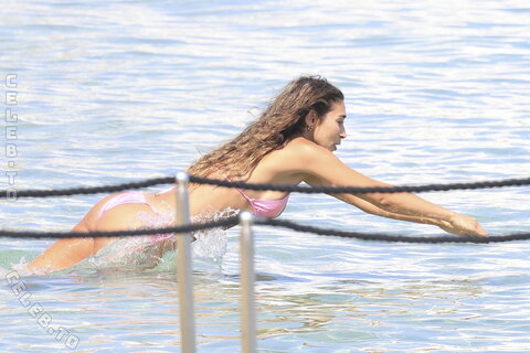 Chantel Jeffries nude photo 28