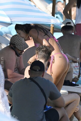 Chantel Jeffries nude photo 7