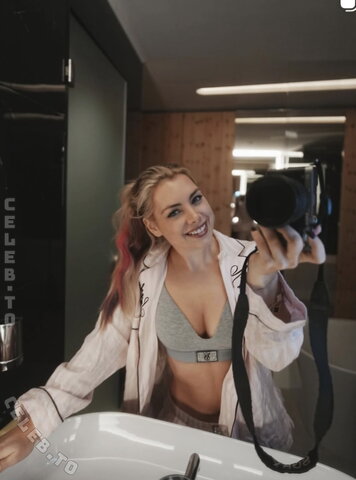 Chany Dakota nude photo 24