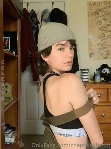 Chapstickbxtch nude photo 34