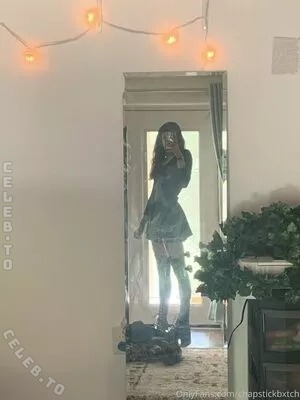 Chapstickbxtch nude photo 17