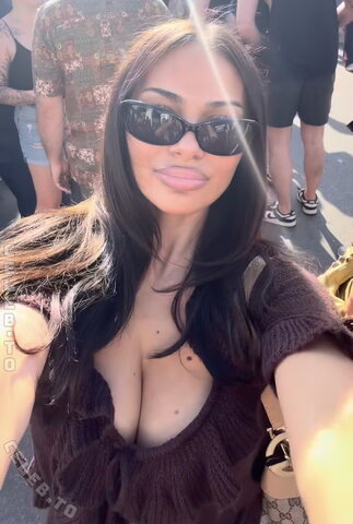 Charisma – Insta-Story currently🍒