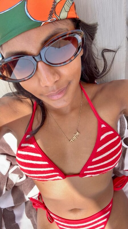 Charithra Chandran nude photo 1