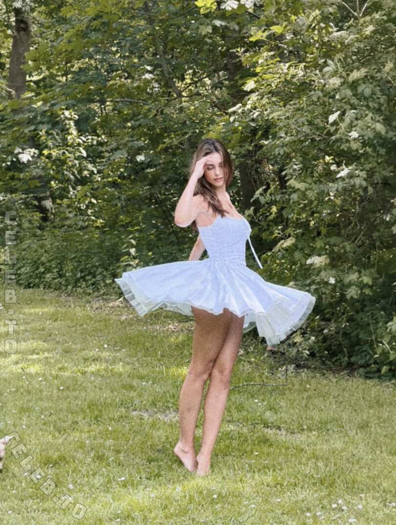 Charleen Weiss nude photo 10