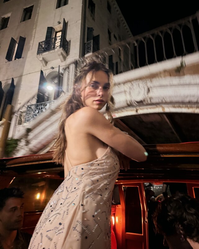 Charleen Weiss nude photo 1