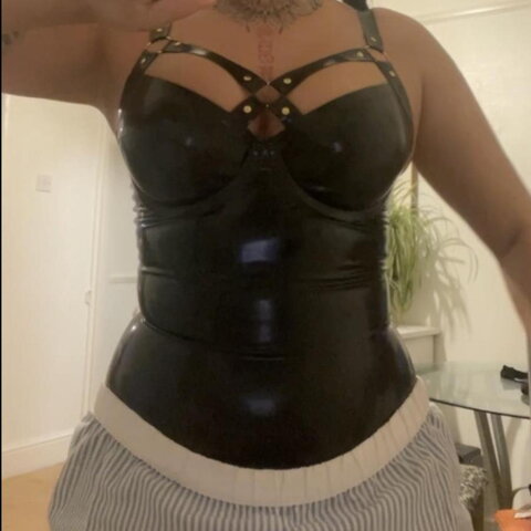 Charleymcmahon nude photo 25