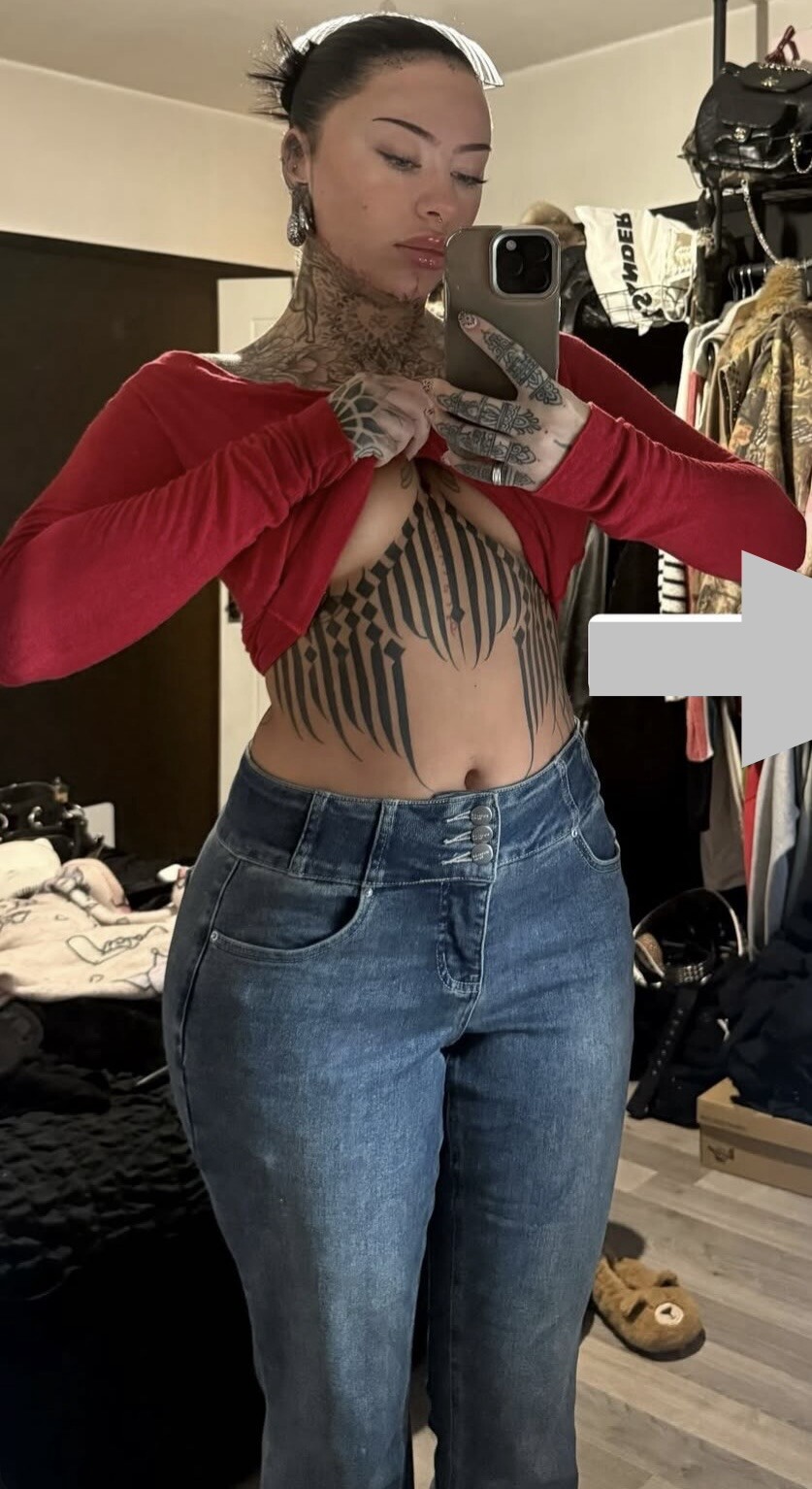 Charleymcmahon nude photo 19