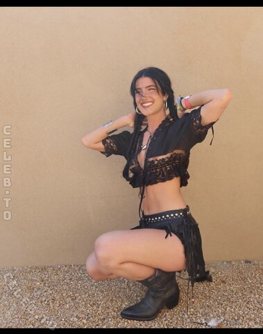 Charli D’Amelio nude photo 61