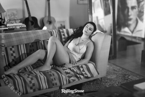 Charli XCX nude photo 12