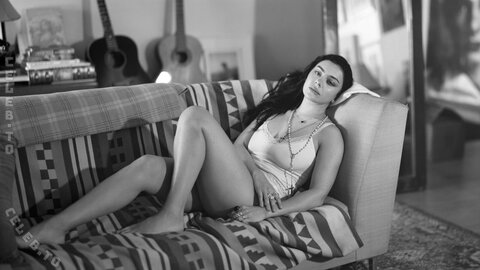Charli XCX nude photo 8