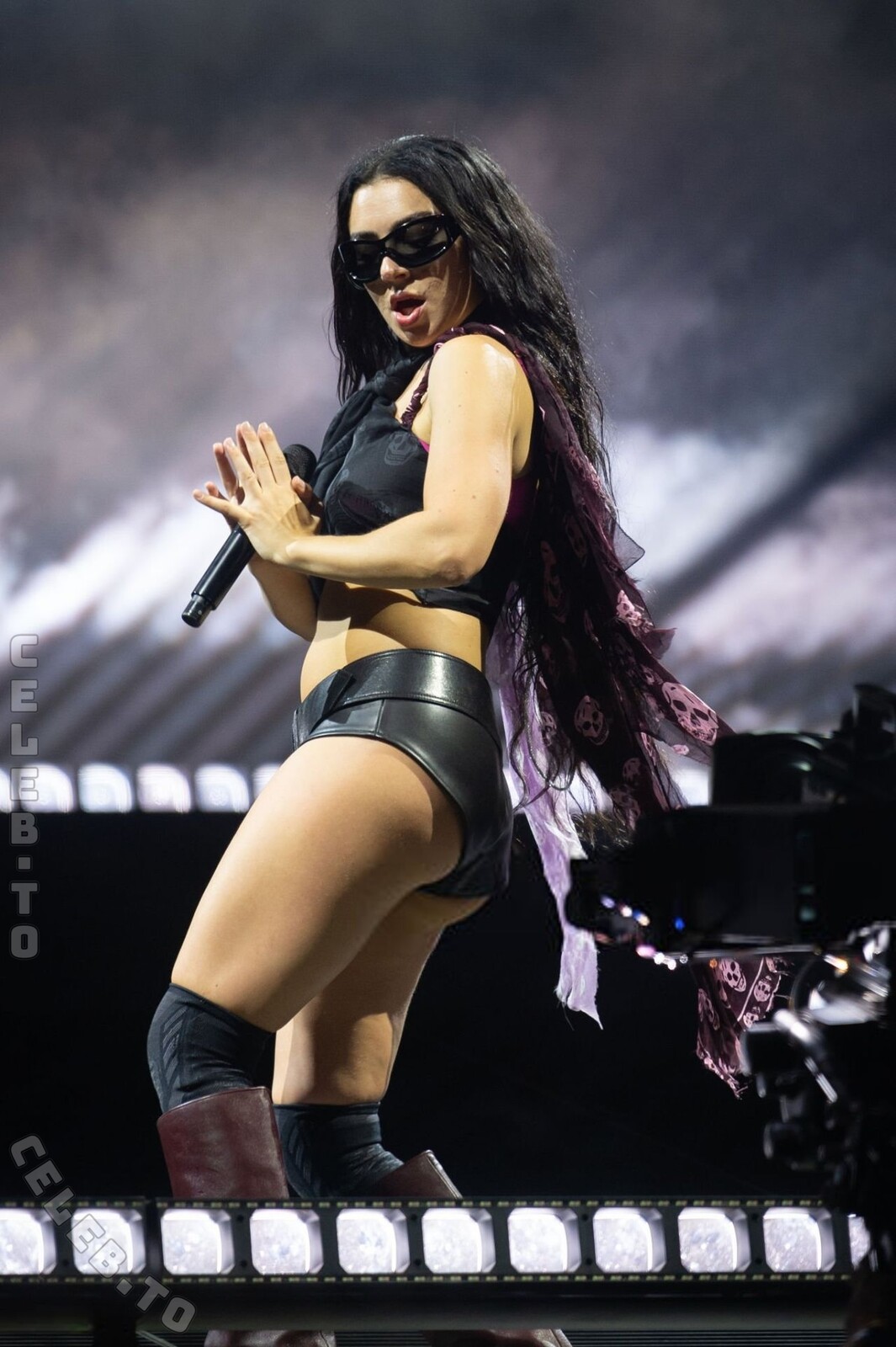 Charli XCX nude photo 1