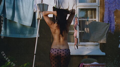 Charli XCX nude photo 21